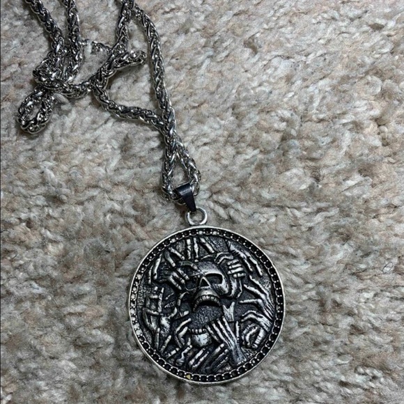 “Undead” Skull Skeleton Zombie Hands Creepy Spooky Medallion Goth Punk Necklace - Picture 5 of 5
